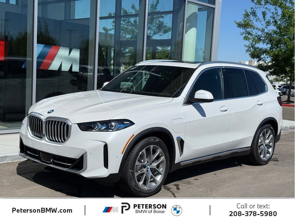 2026 BMW X5 xDrive50e's photo