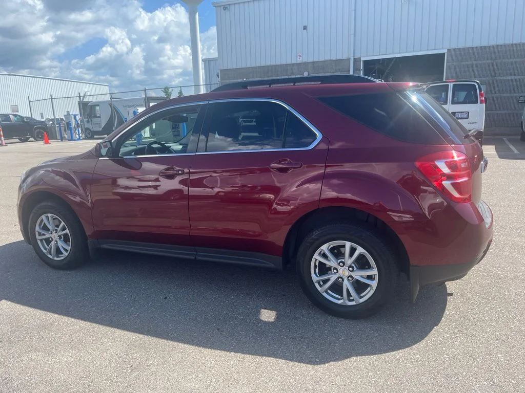 Used 2017 Red Chevrolet LT image 7