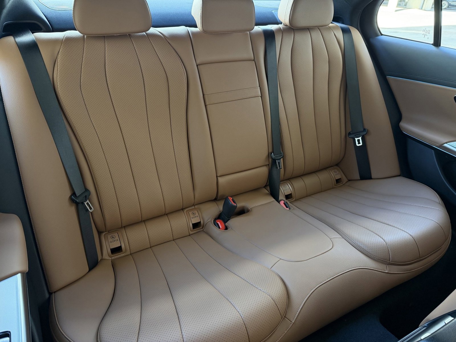 New 2026 Nautical Blue Metallic Mercedes-Benz E 350 image 38