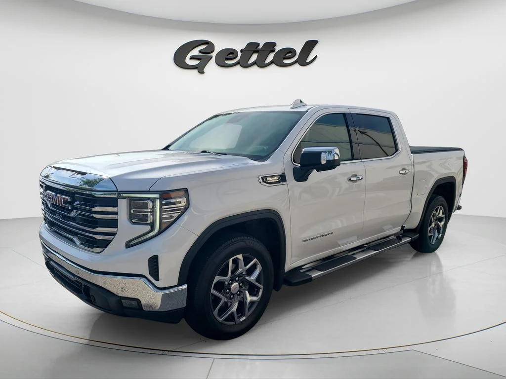 2023 GMC Sierra 2WD Crew Cab Short Box SLT's photo