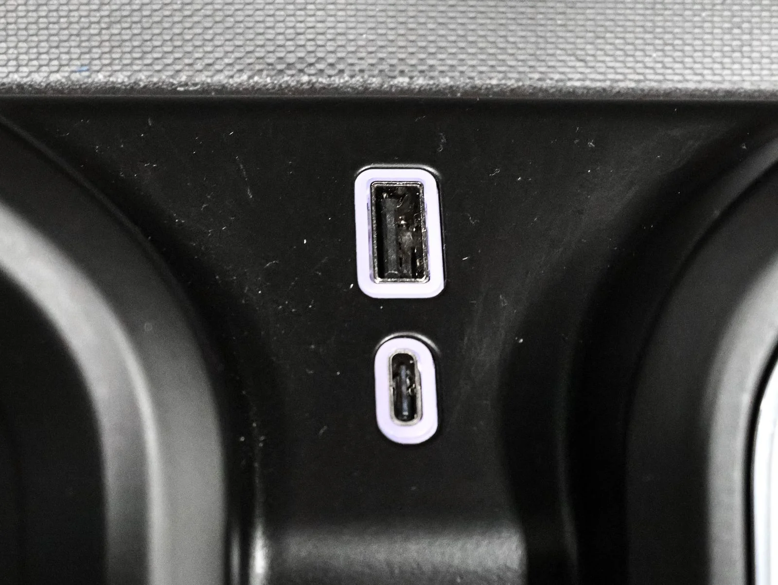 Certified Used 2024  GMC Denali Ultimate image 33