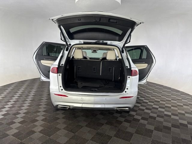 Used 2023 White Buick Essence image 17