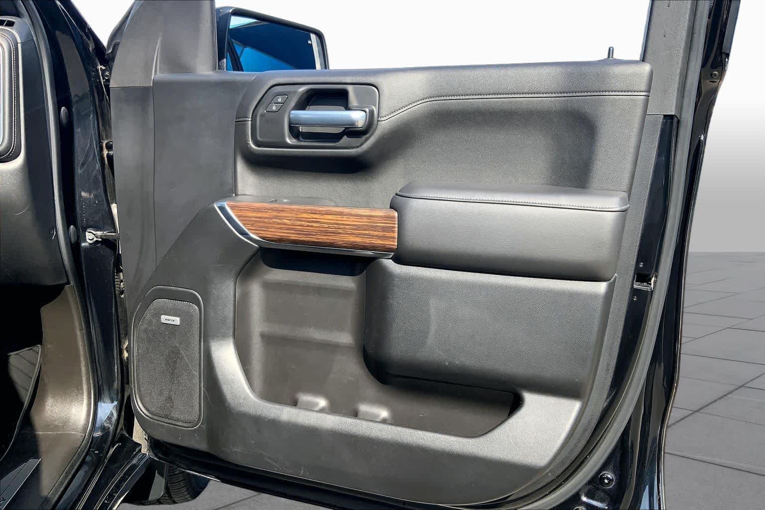 Used 2021 Black Chevrolet High Country image 22