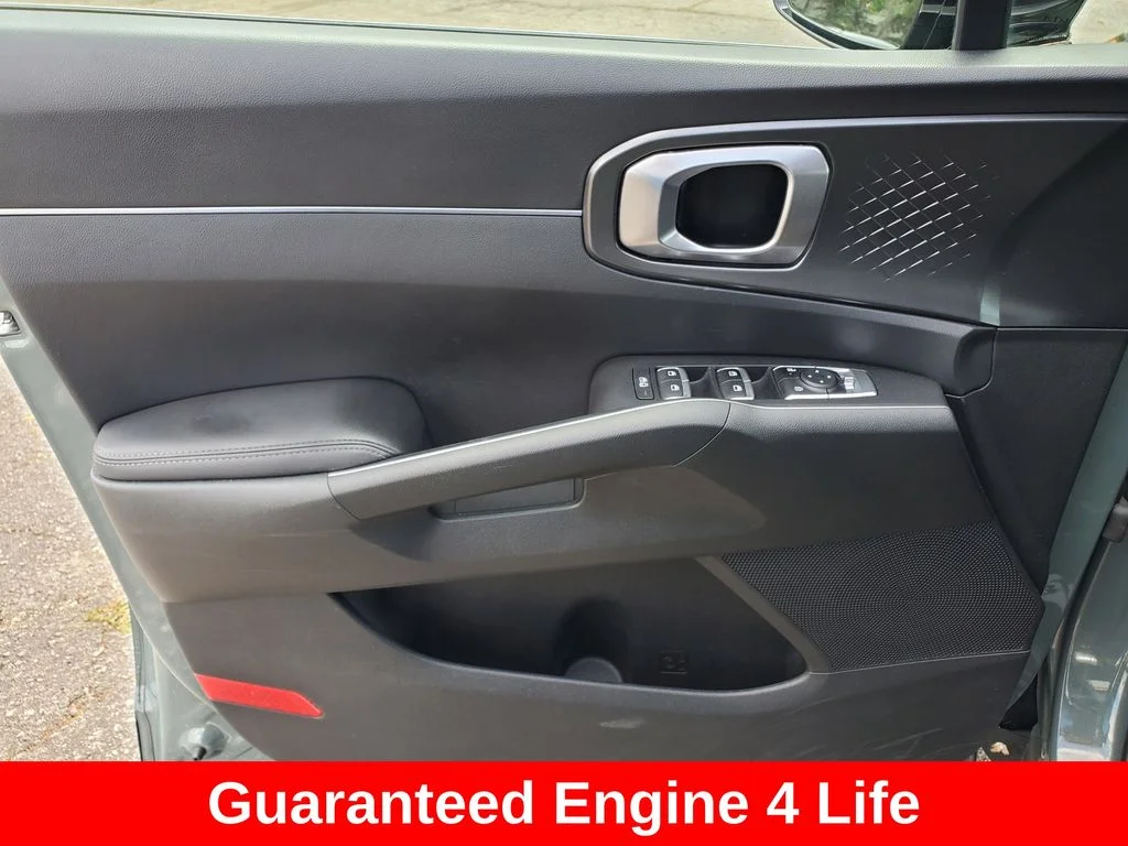 Used 2025 Green Kia EX image 8