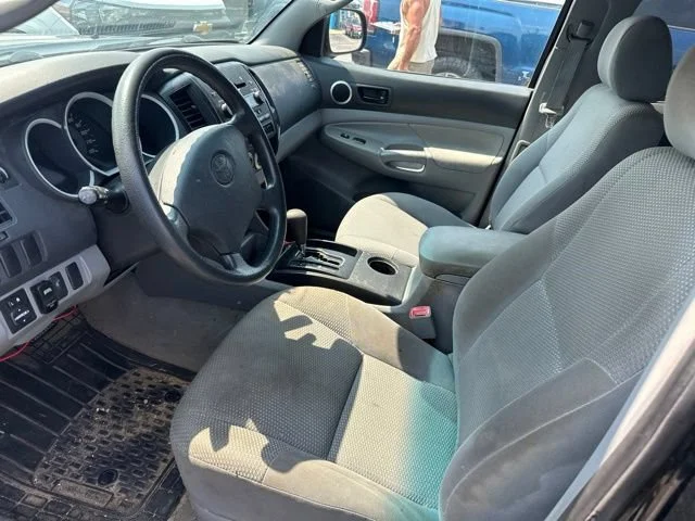 Used 2006  Toyota Y image 5