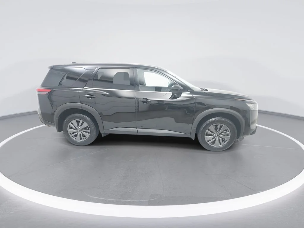Used 2023 Black Nissan S image 8