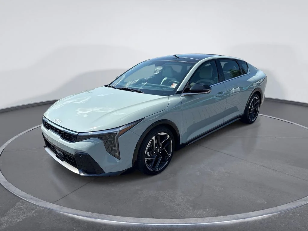 Used 2026 Gray Kia GT-Line image 3
