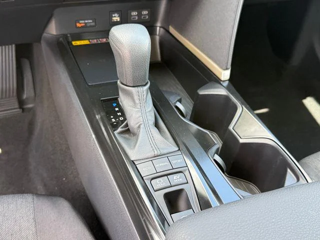 Certified Used 2026  Toyota LE image 48