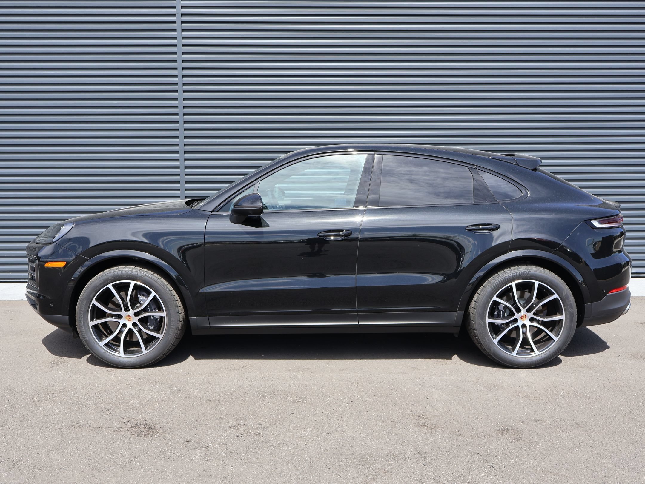 Used 2026 Chromite Black Metallic Porsche  image 2