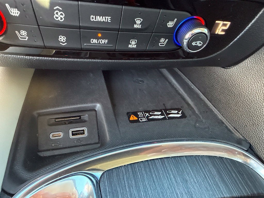 Used 2024 Gray Buick Avenir image 37