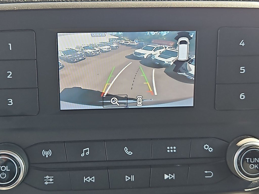 Used 2020 Oxford White Ford 350 XLT image 20