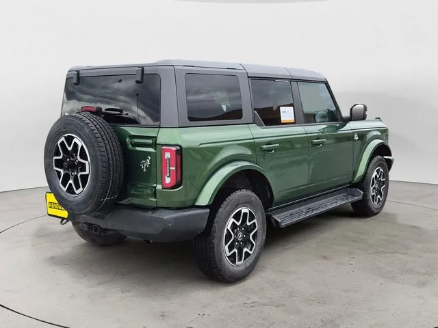 Certified Used 2025 Green Metallic Ford Outer Banks image 5