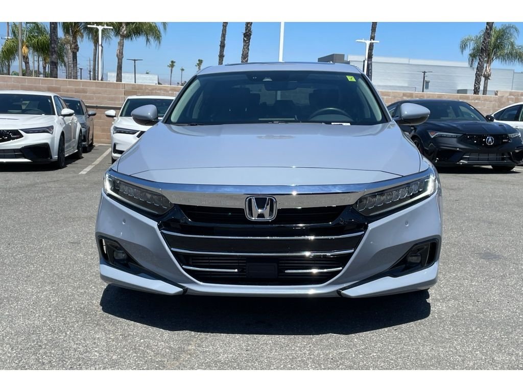 Used 2022 Sonic Gray Pearl Honda Touring image 8