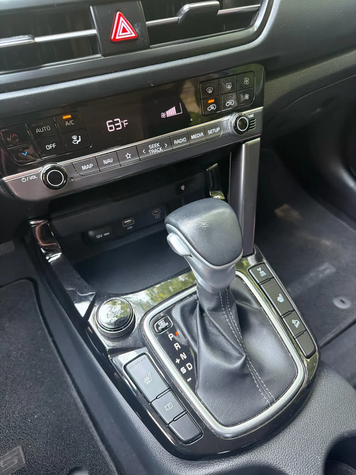 Certified Used 2024 Fusion Black Kia EX image 24