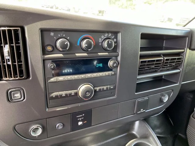 Used 2024 Summit White GMC Work Van image 14