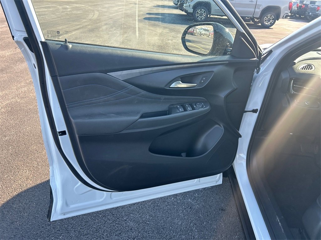 2026 BUICK ENVISTA - Image 14