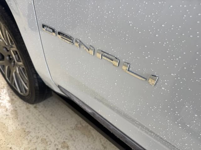 2026 GMC Yukon Denali Ultimate - Photo 30