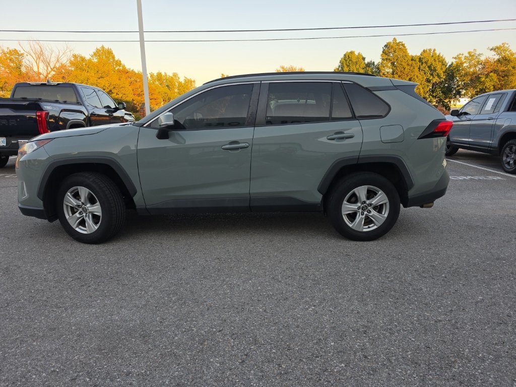 Used 2020 Gray Toyota XLE image 21