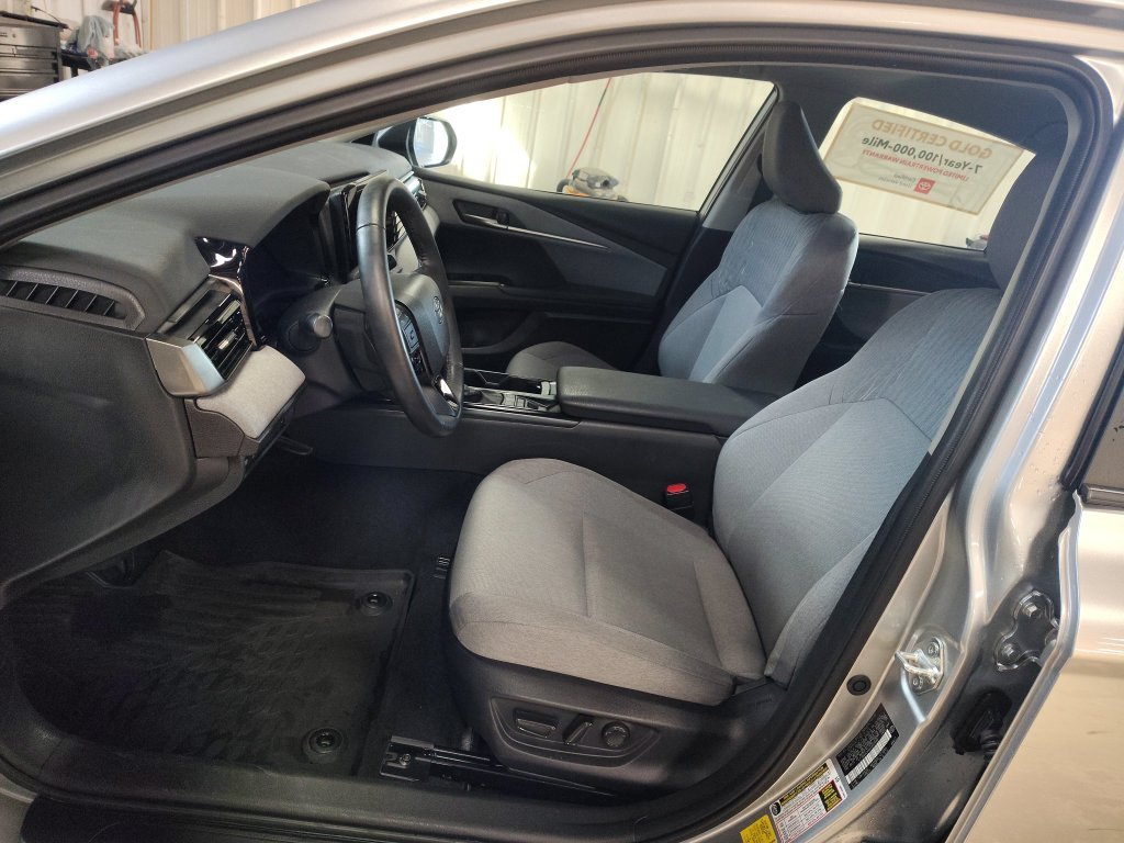 Certified Used 2025 Silver Toyota LE image 13
