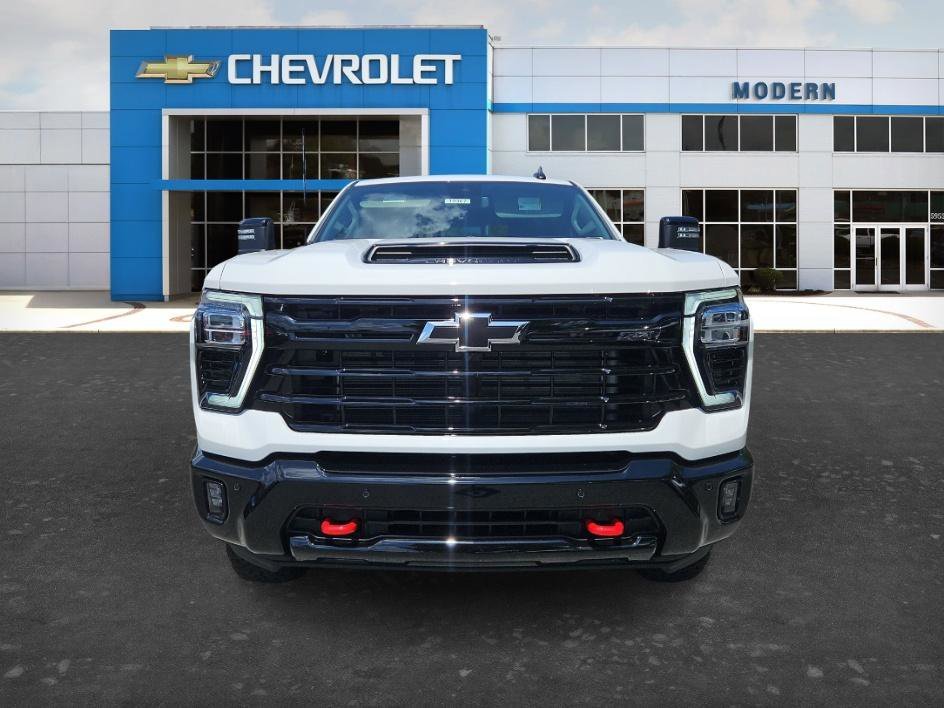 New 2026 Summit White Chevrolet LT image 8