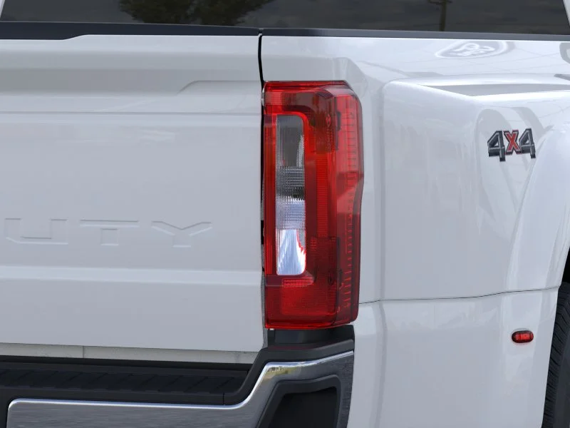 New 2026 Oxford White Ford F-350® XLT image 21