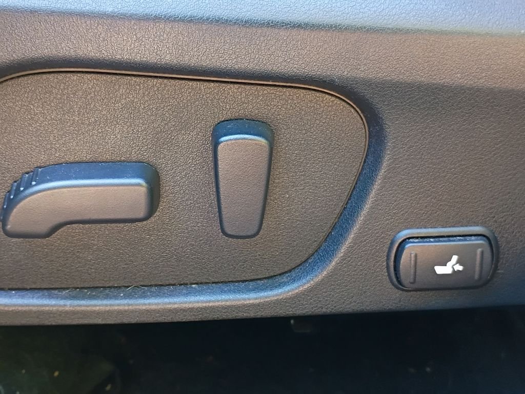 Used 2017 Quartz Blue Pearl Subaru 2.5i Premium image 14