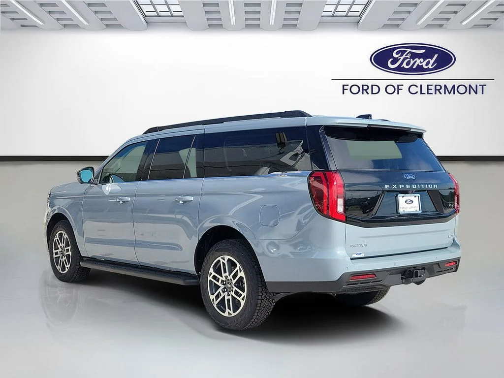 New 2026 Glacier Gray Metallic Tri-Coat Ford MAX Active image 3