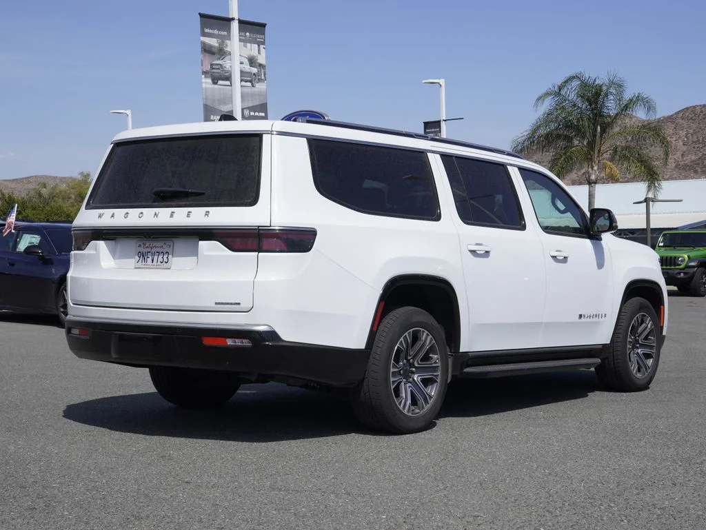 Used 2024 White Jeep Series II image 2