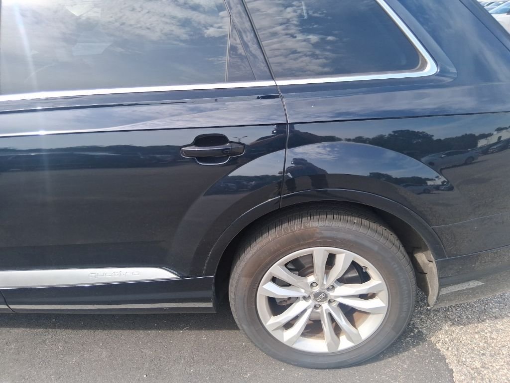 Used 2017  Audi 3.0T Premium Plus image 9