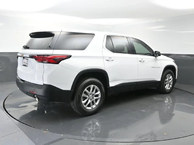 Used 2023 White Chevrolet LS image 7