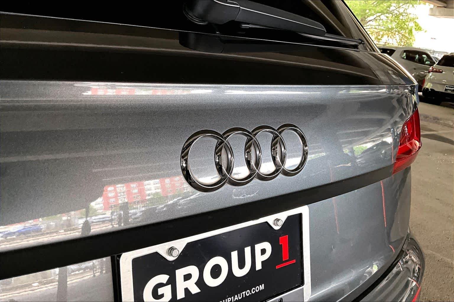 Used 2018 Daytona Gray Pearl Effect Audi Prestige image 30