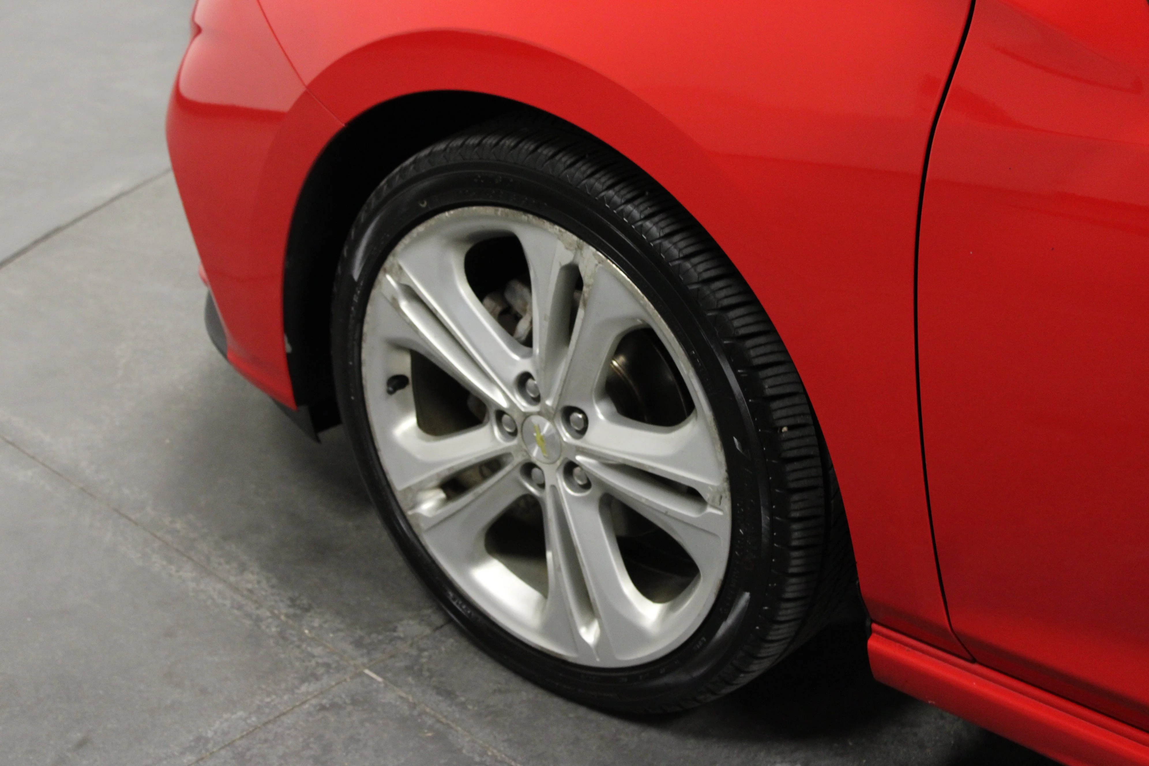 Used 2016 RED HOT Chevrolet Premier image 10