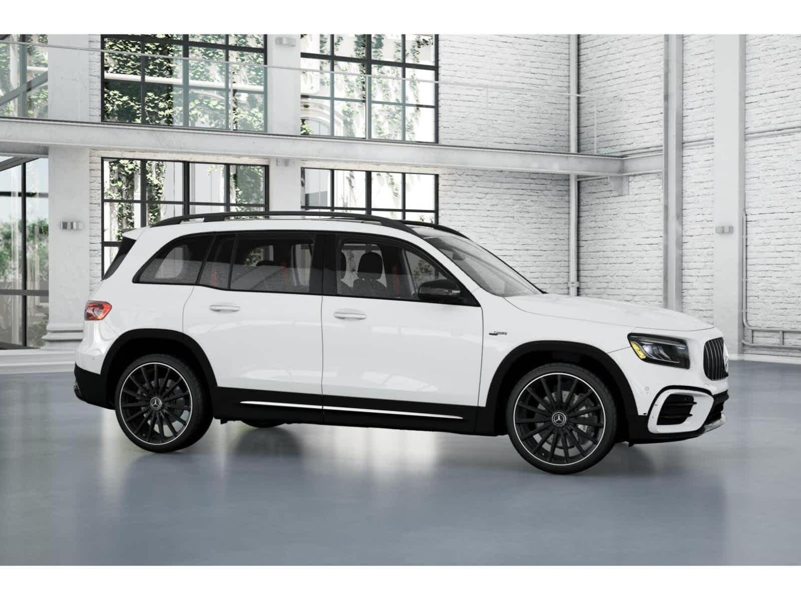 2026 Mercedes-Benz GLB AMG GLB 35 - Photo 13