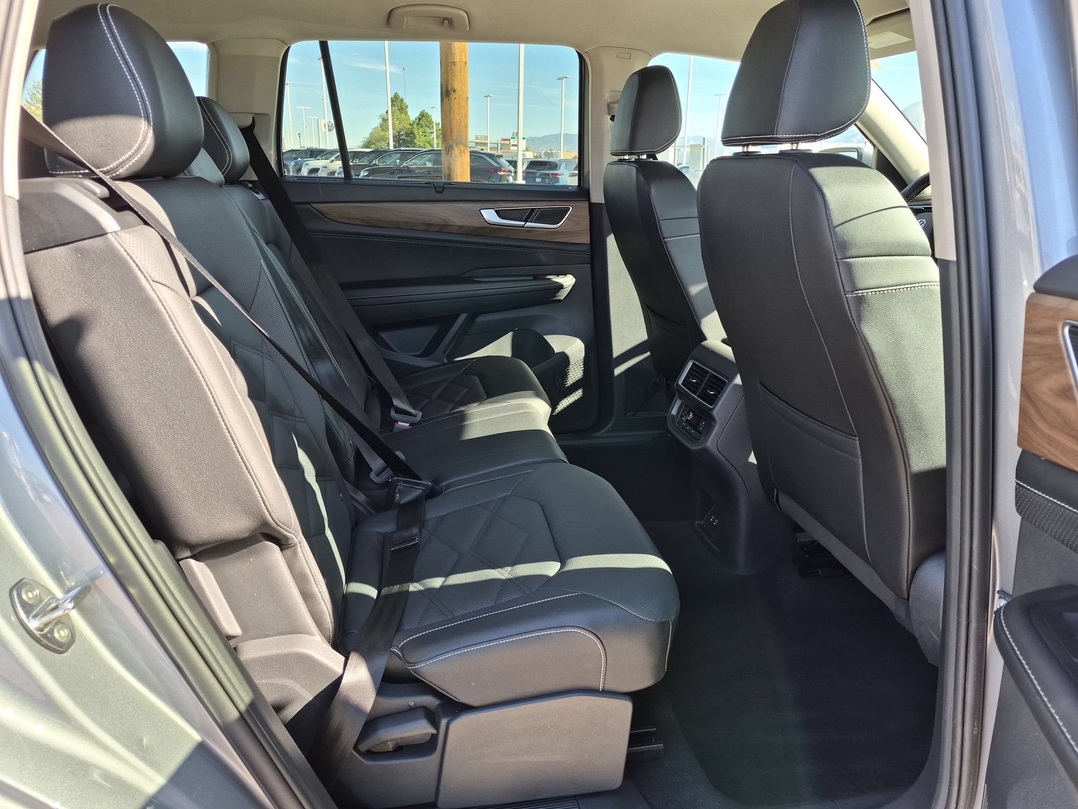Used 2026 Silver Volkswagen 2.0T SE w/Technology image 29