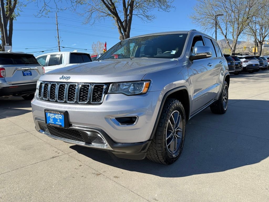 Used 2019 Billet Silver Metallic Jeep Limited image 8