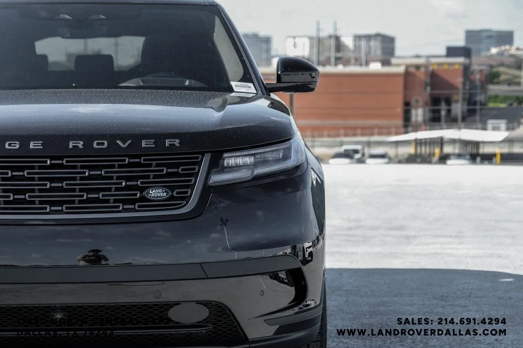 New 2026 Santorini Black Metallic Land Rover S image 45