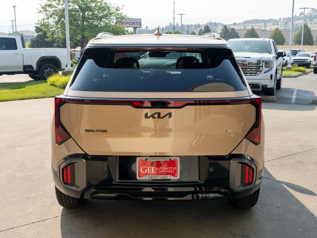 New 2027 Brown Kia X-Line S image 6