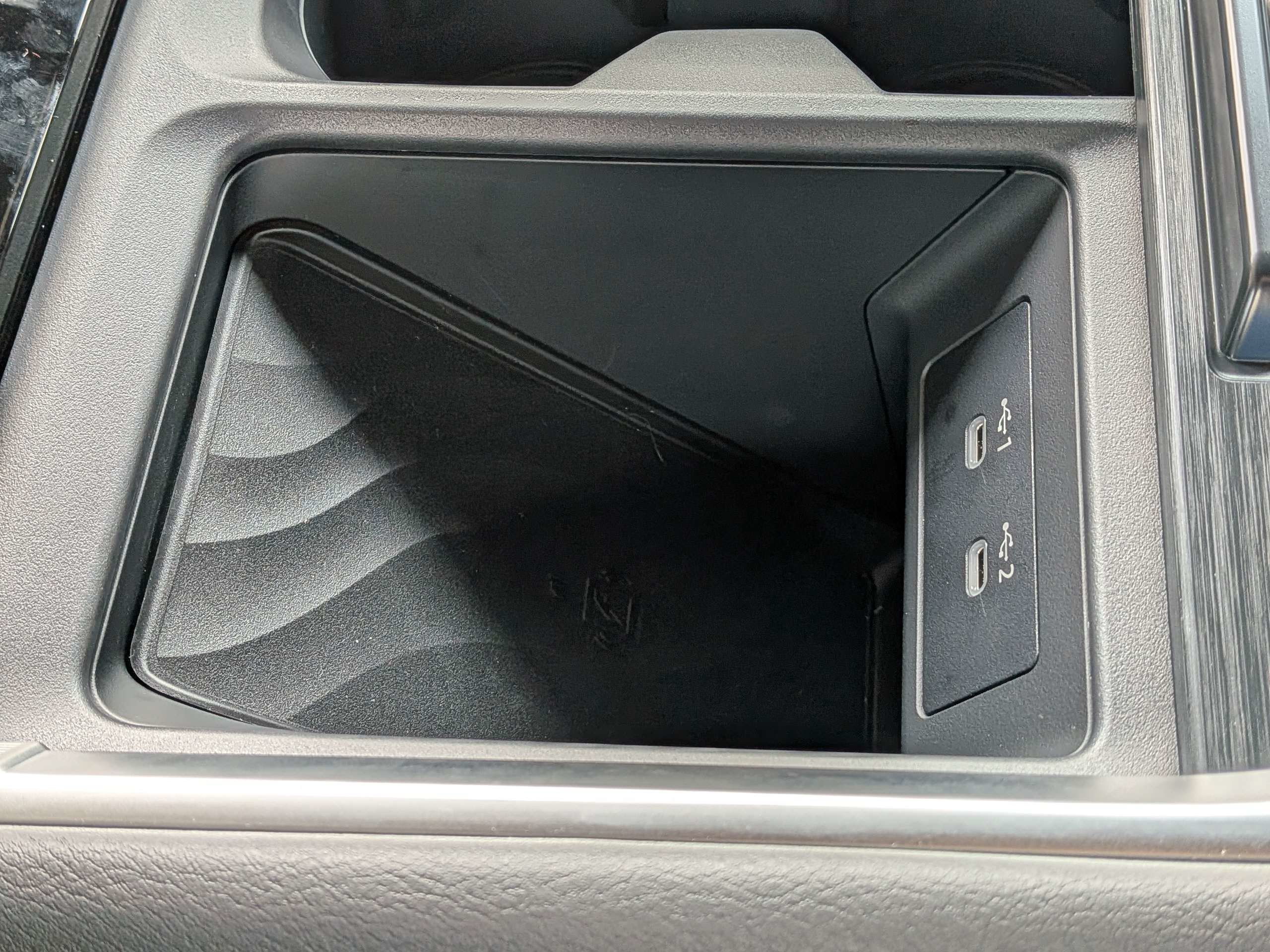 New 2026 Gray Nissan SL image 21