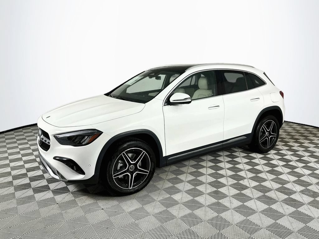 New 2026 Polar White Mercedes-Benz GLA 250 image 35