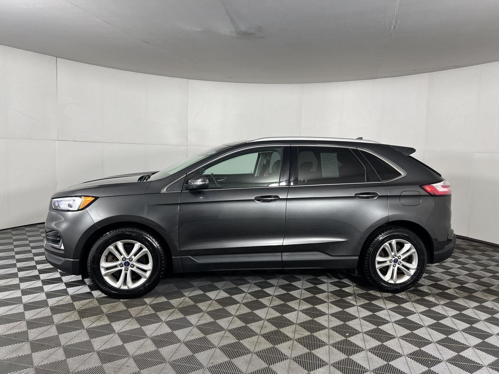 Used 2019 Magnetic Ford SEL image 37
