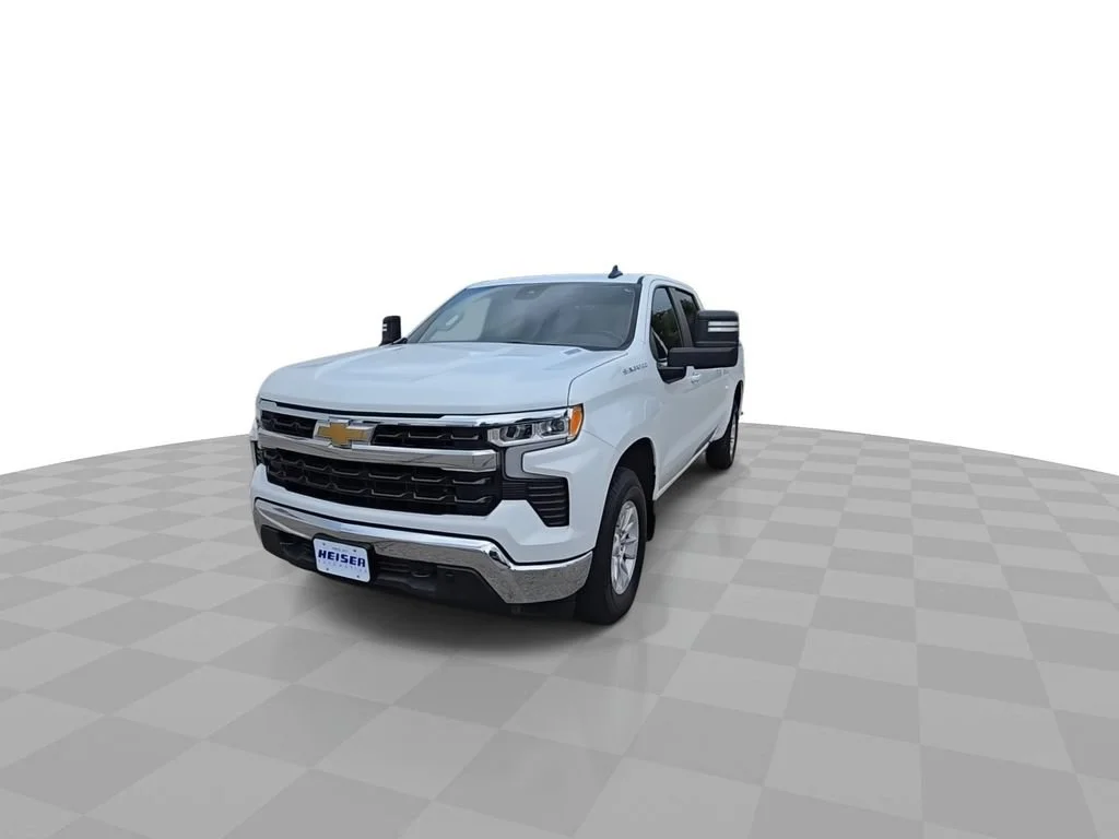 2023 Chevrolet Silverado 1500 LT - Photo 3