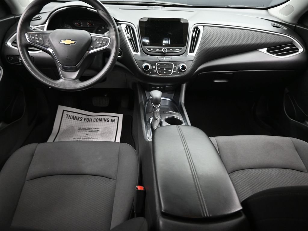2024 Chevrolet Malibu 1LT - Photo 11
