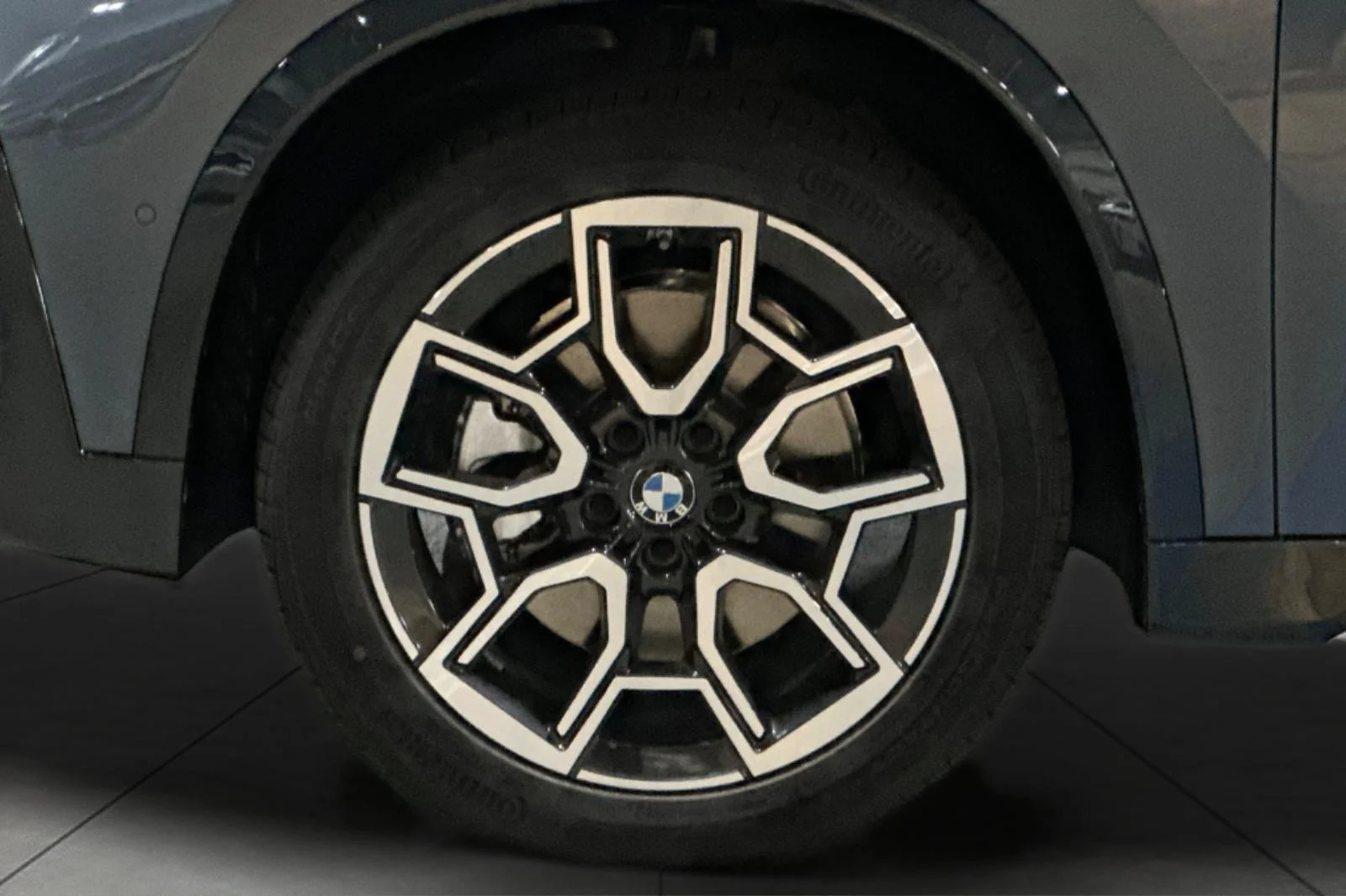 New 2027 Storm Bay Metallic BMW xDrive28i image 26