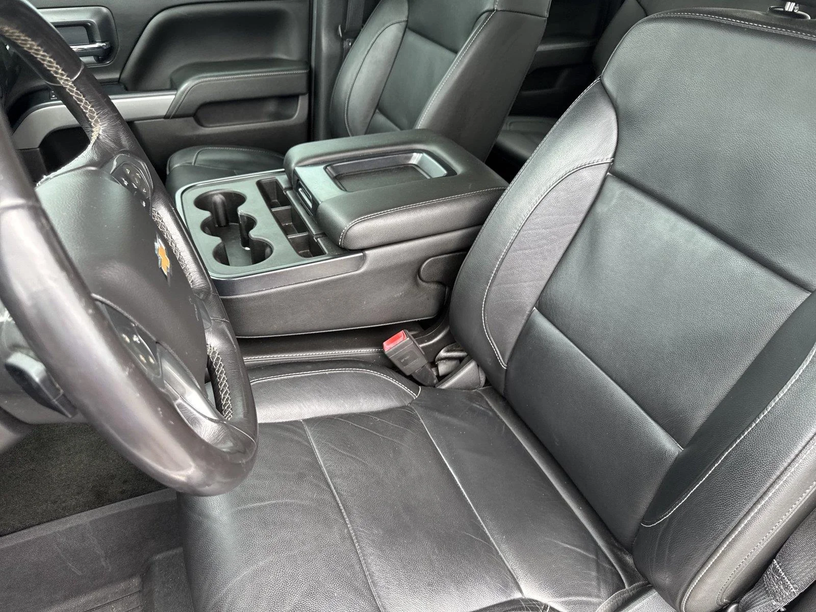 Used 2018 SUMMIT WHITE Chevrolet LT image 11