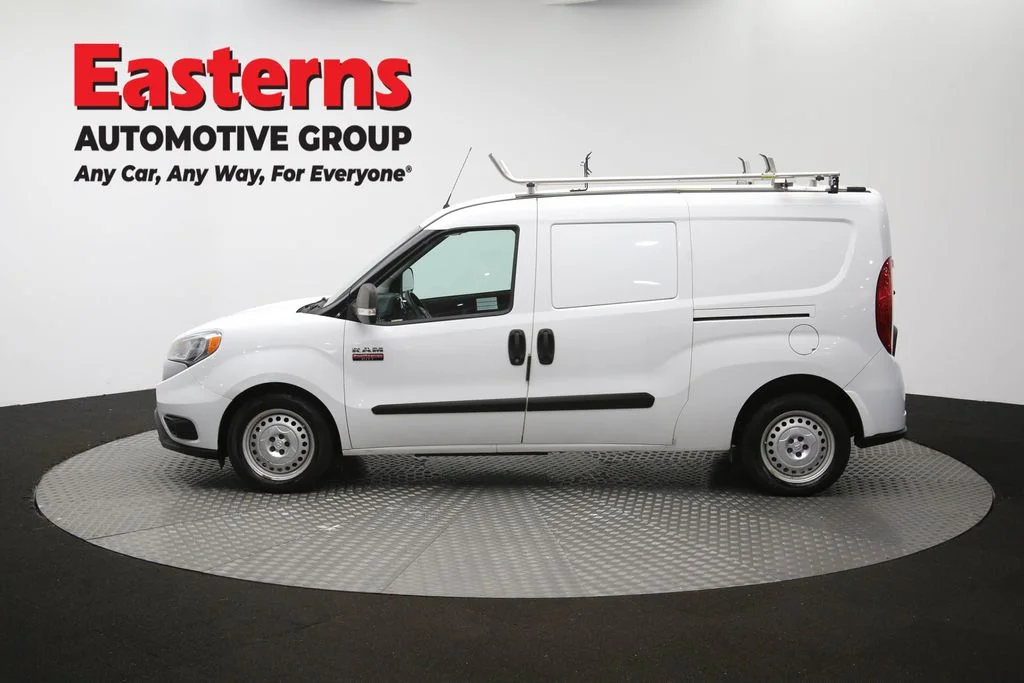 Used 2022 White Ram Base image 57