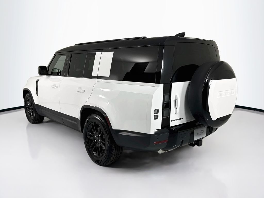 New 2026 Fuji White Land Rover S image 7