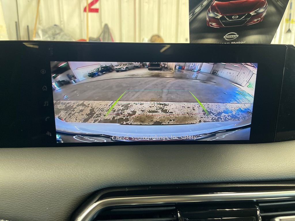 Certified Used 2025 White Nissan SV image 28