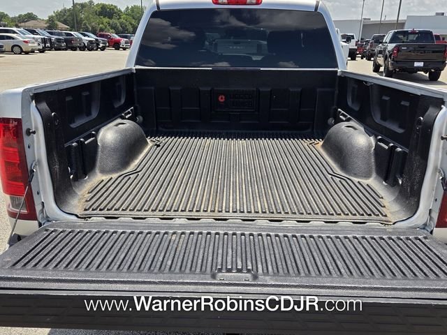 Used 2013 Silver GMC SLE image 14