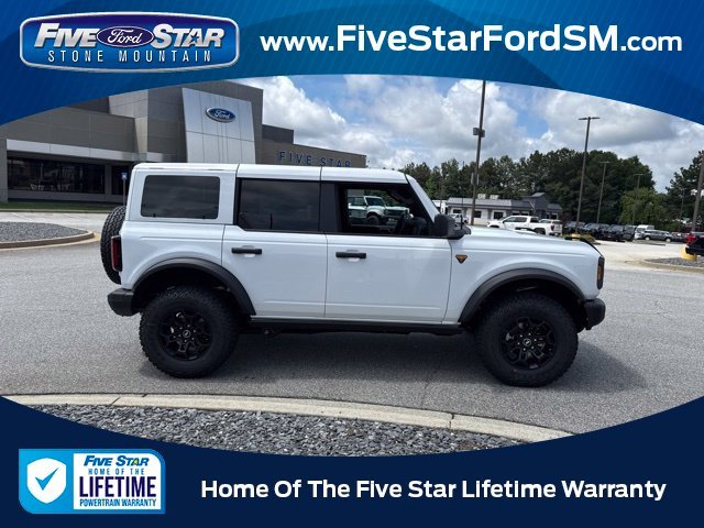 New 2026 Oxford White Ford Badlands image 9