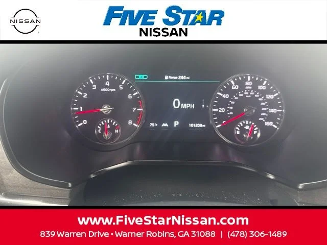 Used 2022 Black Kia SX image 10